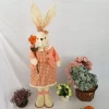 Coelha de Tecido em Pé com Vestido Xadrez Segurando Flor 68cm - - Image 3