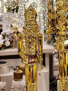 SOLDADO QUEBRA NOZES OURO DE ACRÍLICO 38CM